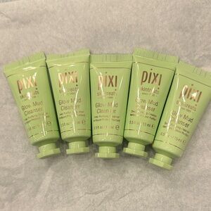 Pixi Glow Mud Cleanser - Refreshing Green travel size but equals 75ml